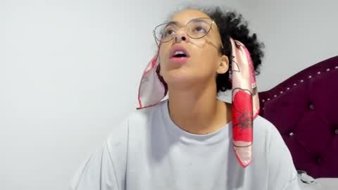 Snapshot of youwishtobeme chatting on March 2025 12:32:01 AM elizabeth ju online show from March 2025 12:32:01 AM