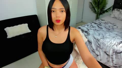 YowgineTheGreat online show from January 2025 04:56:01 AM