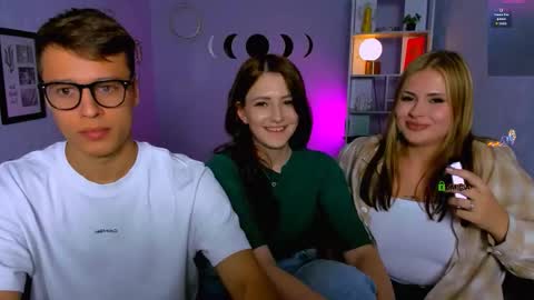 Snapshot of yudji_boy chatting on September 2025 07:14:02 PM yudji_boy online show from September 2025 07:14:02 PM