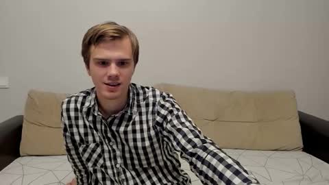 Yue Lang and Samm online show from November 2025 07:14:01 PM