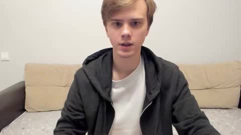 Yue Lang and Samm online show from November 2025 06:39:01 PM