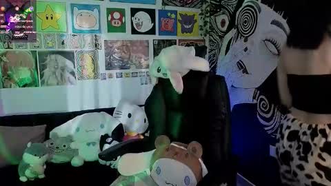 Snapshot of yuhwa chatting on September 2025 09:25:01 PM rawr Anne Independent model online show from September 2025 09:25:01 PM