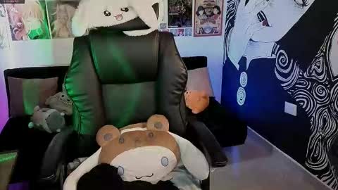 Snapshot of yuhwa chatting on September 2025 10:10:02 PM rawr Anne Independent model online show from September 2025 10:10:02 PM