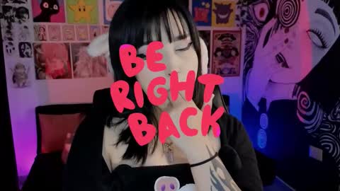 Snapshot of yuhwa chatting on September 2025 06:22:02 PM rawr Anne Independent model online show from September 2025 06:22:02 PM