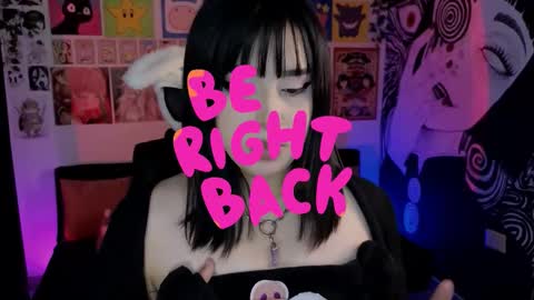 Snapshot of yuhwa chatting on October 2025 08:42:01 PM rawr Anne Independent model online show from October 2025 08:42:01 PM