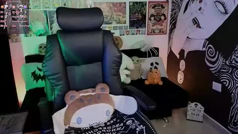 Snapshot of yuhwa chatting on October 2025 12:44:02 AM rawr Anne Independent model online show from October 2025 12:44:02 AM