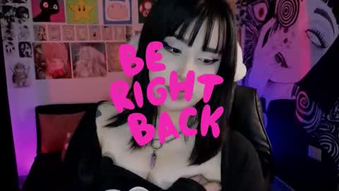 Snapshot of yuhwa chatting on October 2025 10:54:02 PM rawr Anne Independent model online show from October 2025 10:54:02 PM