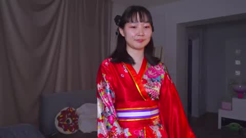 Yui online show from May 2026 05:10:01 PM