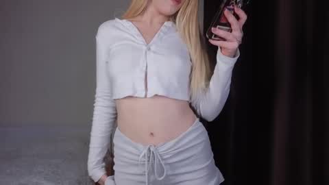 Snapshot of yukimisa chatting on October 2025 04:48:02 PM Misa online show from October 2025 04:48:02 PM