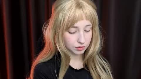 Snapshot of yukimisa chatting on December 2025 04:02:01 PM Misa online show from December 2025 04:02:01 PM