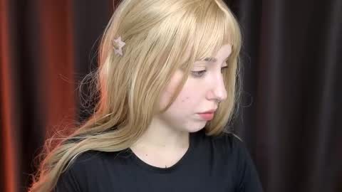 Snapshot of yukimisa chatting on December 2025 03:32:01 PM Misa online show from December 2025 03:32:01 PM