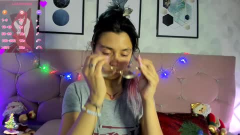 Snapshot of yukki_kuran chatting on December 2024 02:34:02 AM Yukki Kuran online show from December 2024 02:34:02 AM
