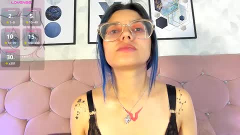 Snapshot of yukki_kuran chatting on March 2025 08:24:02 AM Yukki Kuran online show from March 2025 08:24:02 AM