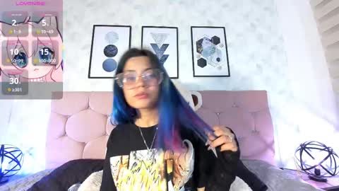 Snapshot of yukki_kuran chatting on March 2025 02:18:02 AM Yukki Kuran online show from March 2025 02:18:02 AM
