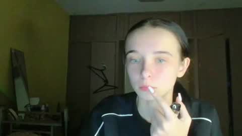 Yuliia online show from October 2025 06:52:02 PM