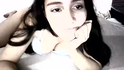 Yullicita online show from November 2025 03:16:01 AM