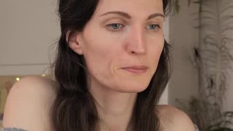 yulla dao online show from February 2025 12:03:02 PM