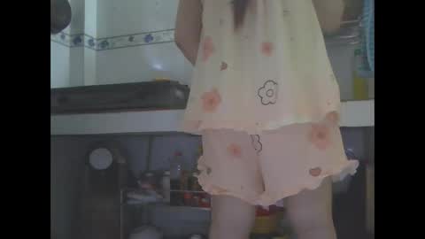 yumi123_ online show from November 2025 11:47:02 PM