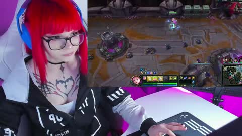 Yumi 3 online show from January 2025 10:08:02 PM