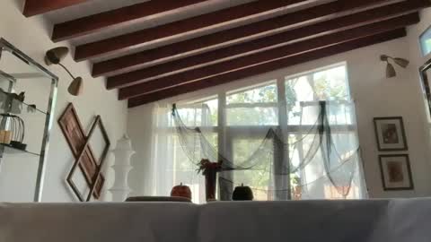 Snapshot of yumiandwolf chatting on October 2025 09:56:01 PM yumiandwolf online show from October 2025 09:56:01 PM