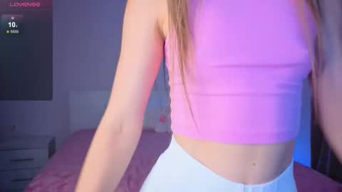 Yumi online show from September 2025 05:09:01 AM