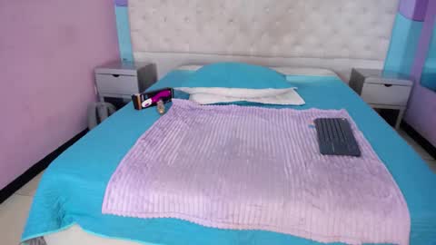 YumiViolet online show from February 2026 09:44:02 PM