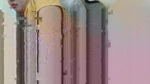 Snapshot of yummy72747 chatting on September 2025 01:05:02 PM yummy72747 online show from September 2025 01:05:02 PM