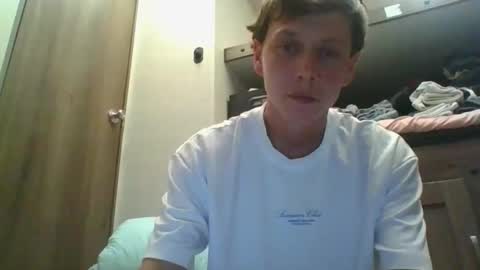 Snapshot of yummy_bootyy chatting on November 2025 10:51:01 PM yummy_bootyy online show from November 2025 10:51:01 PM