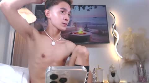 Justine online show from January 2025 06:49:01 PM