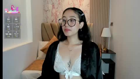 Yuna  online show from September 2025 02:55:01 PM