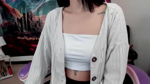 Snapshot of yunablack chatting on November 2025 04:18:02 PM Yuna online show from November 2025 04:18:02 PM