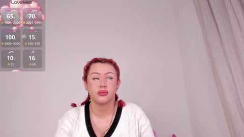 Snapshot of yunahott_ chatting on November 2025 04:46:01 AM yunahott_ online show from November 2025 04:46:01 AM