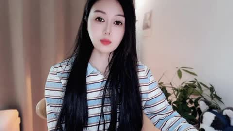 Snapshot of yuner0715 chatting on April 2026 03:20:01 AM YunEr online show from April 2026 03:20:01 AM