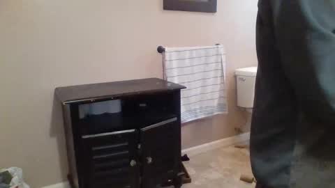 Snapshot of yungstallion10 chatting on November 2025 07:47:02 PM Fire 0range kush online show from November 2025 07:47:02 PM