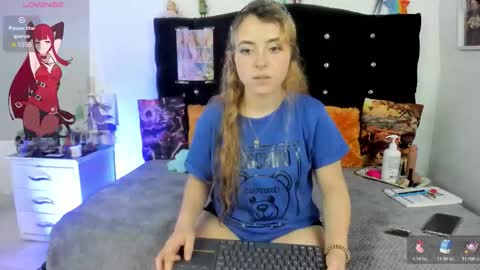 Snapshot of yuong_jung chatting on November 2025 09:36:02 PM yuong soo online show from November 2025 09:36:02 PM