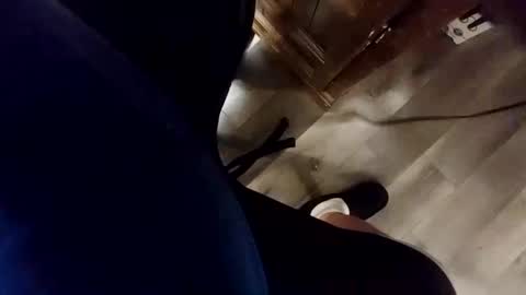 Snapshot of yupthatshim chatting on January 2025 04:33:02 AM yupthatshim online show from January 2025 04:33:02 AM