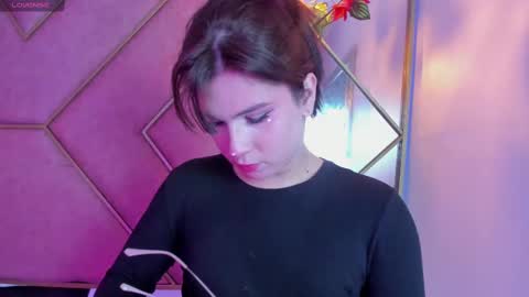 Yuri Stars online show from February 2025 09:11:02 AM