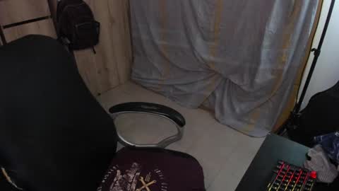 Snapshot of yurii_moody chatting on December 2024 01:07:01 AM yurii_moody online show from December 2024 01:07:01 AM