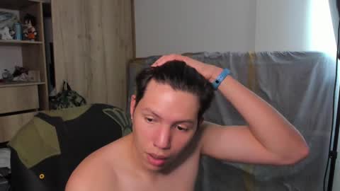 Snapshot of yurii_moody chatting on February 2025 05:46:01 AM yurii_moody online show from February 2025 05:46:01 AM