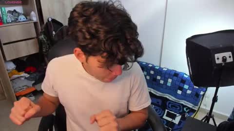 Snapshot of yurii_moody chatting on September 2025 06:19:01 PM yurii_moody online show from September 2025 06:19:01 PM