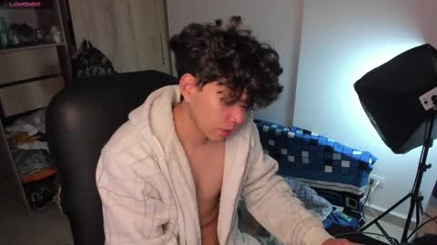 Snapshot of yurii_moody chatting on September 2025 05:24:01 AM yurii_moody online show from September 2025 05:24:01 AM