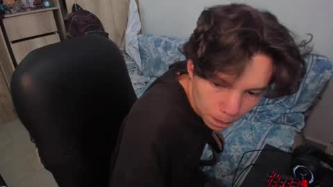 Snapshot of yurii_moody chatting on November 2025 05:28:02 PM yurii_moody online show from November 2025 05:28:02 PM