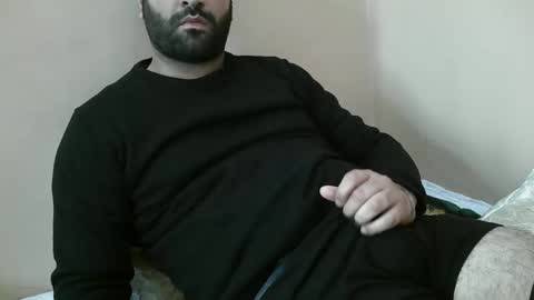 Snapshot of yxxtxxdentyk chatting on December 2024 07:58:01 AM Bi BearXXX online show from December 2024 07:58:01 AM