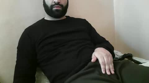Snapshot of yxxtxxdentyk chatting on January 2025 05:31:02 AM Bi BearXXX online show from January 2025 05:31:02 AM