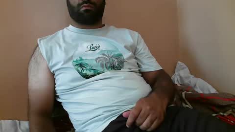 Snapshot of yxxtxxdentyk chatting on September 2025 05:20:01 AM Bi BearXXX online show from September 2025 05:20:01 AM