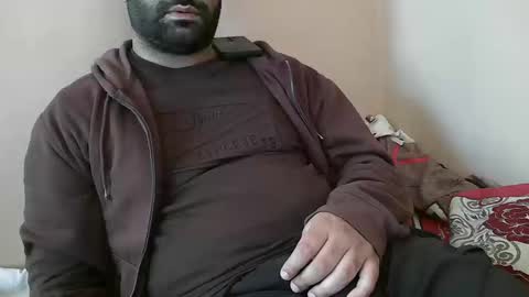 Snapshot of yxxtxxdentyk chatting on October 2025 05:06:01 AM Bi BearXXX online show from October 2025 05:06:01 AM