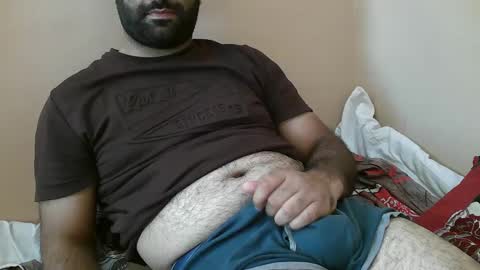 Snapshot of yxxtxxdentyk chatting on October 2025 06:23:01 AM Bi BearXXX online show from October 2025 06:23:01 AM