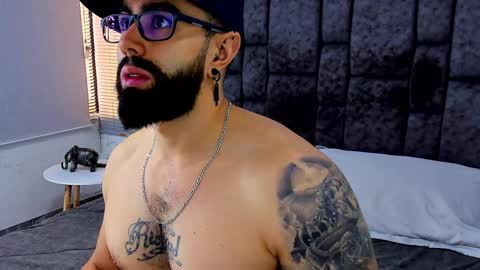 Richard online show from December 2024 03:54:02 PM