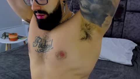 Richard online show from February 2025 03:59:02 PM