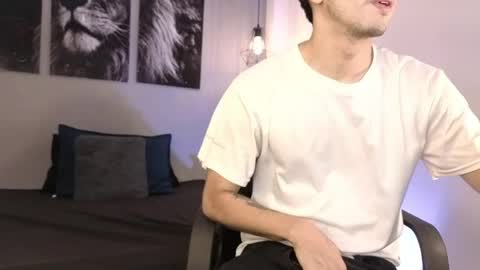 zack_isback online show from April 2026 07:49:02 PM